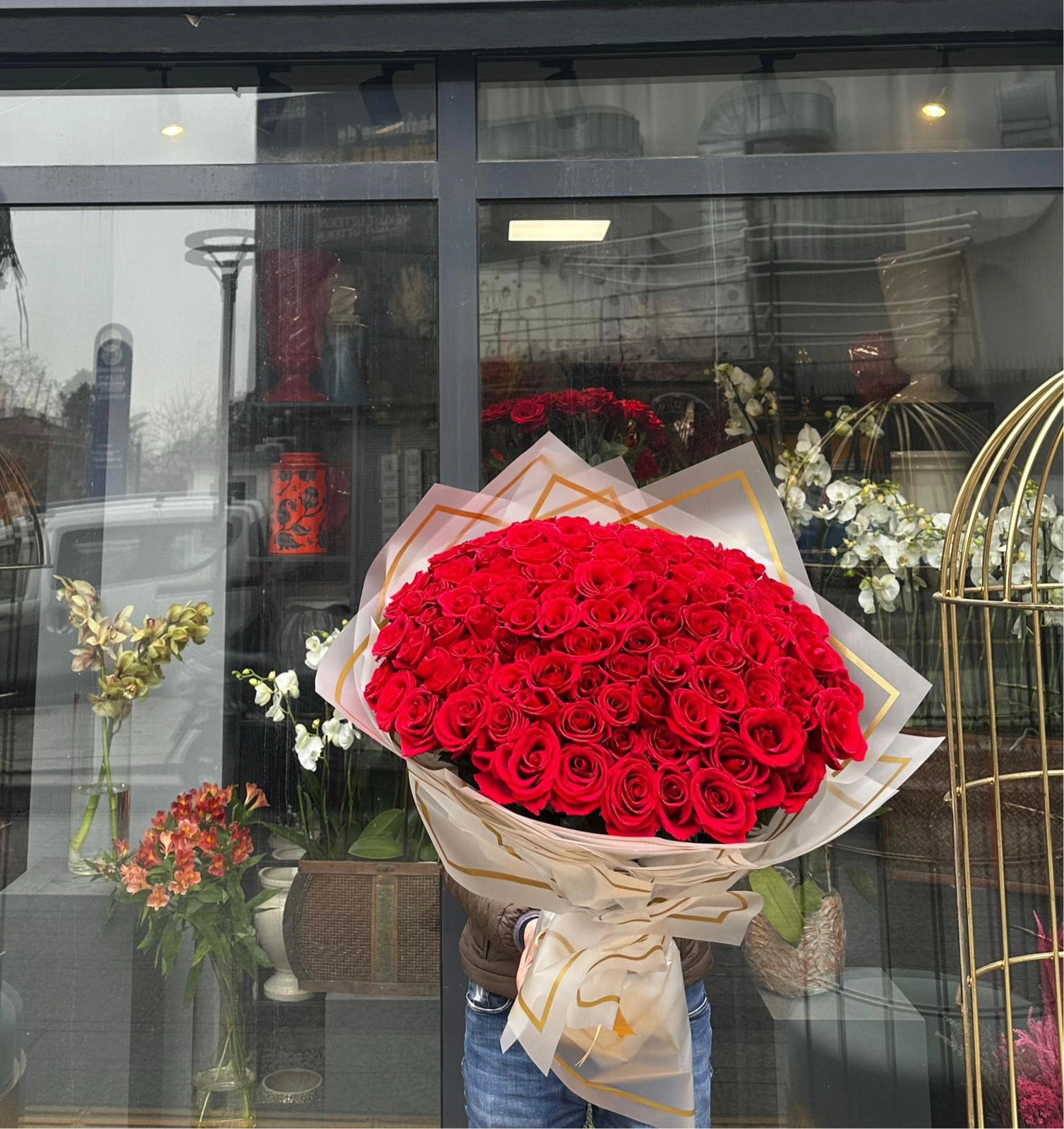 Royal Red Rose Grandeur Bouquet