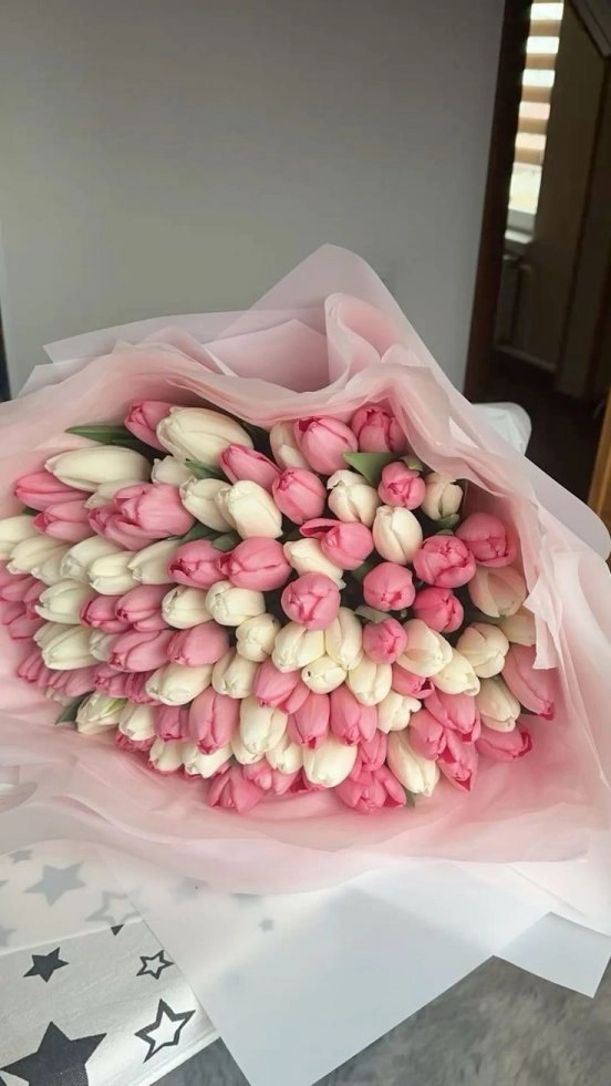 Blush & Ivory Premium Tulip Bouquet