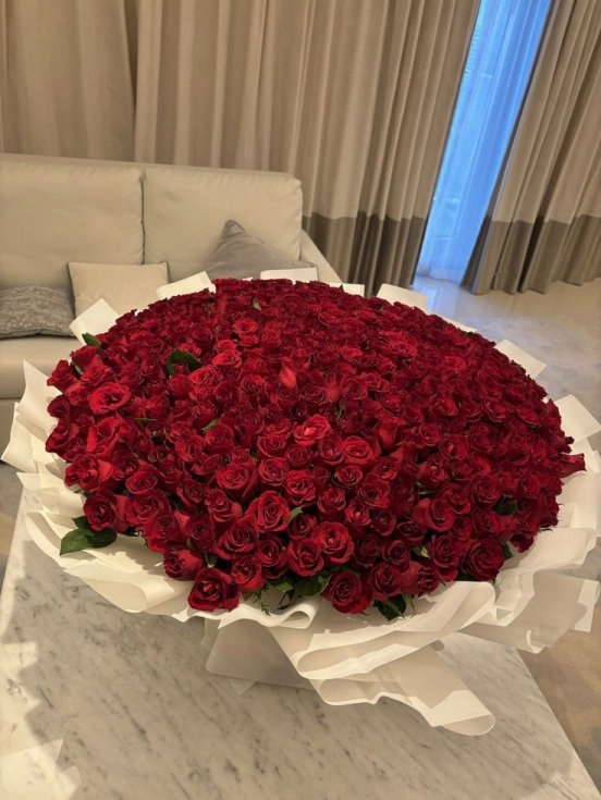 Eternal Romance Deluxe Bouquet