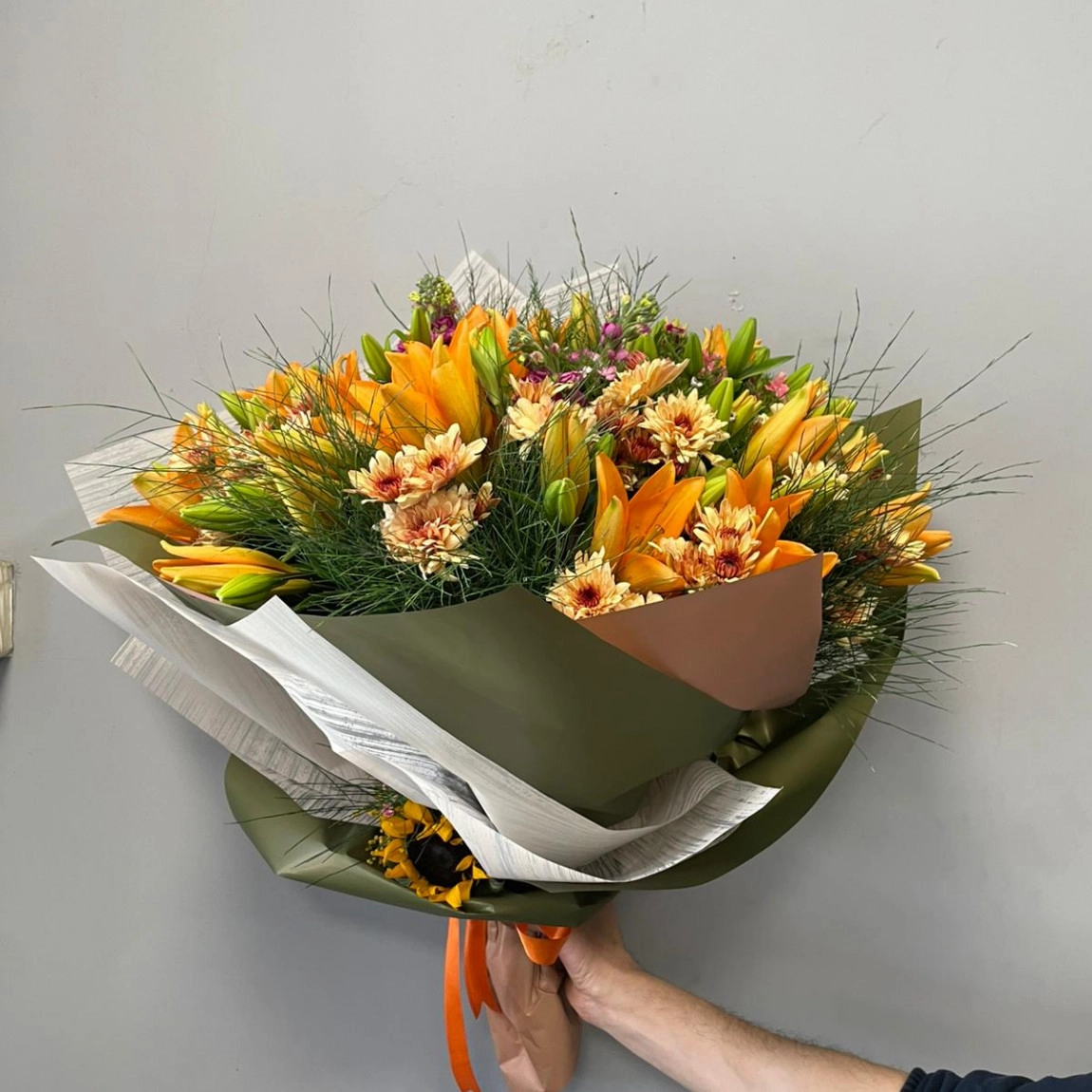 Magnificent Colorburst Luxe Bouquet